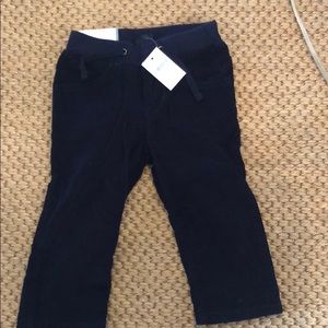 Gap pull on lightweight cords